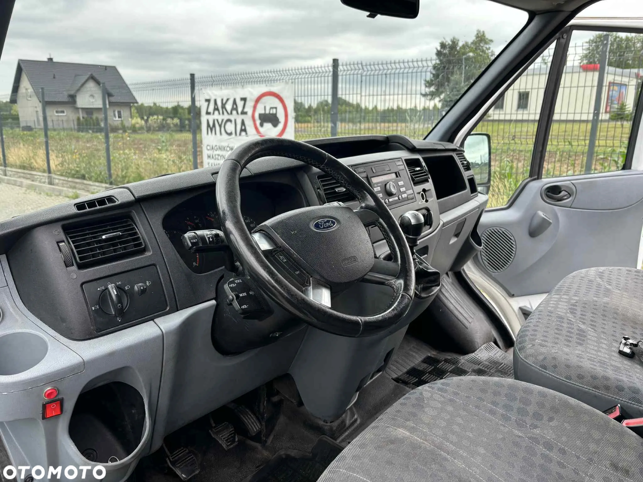 Ford Transit - 4
