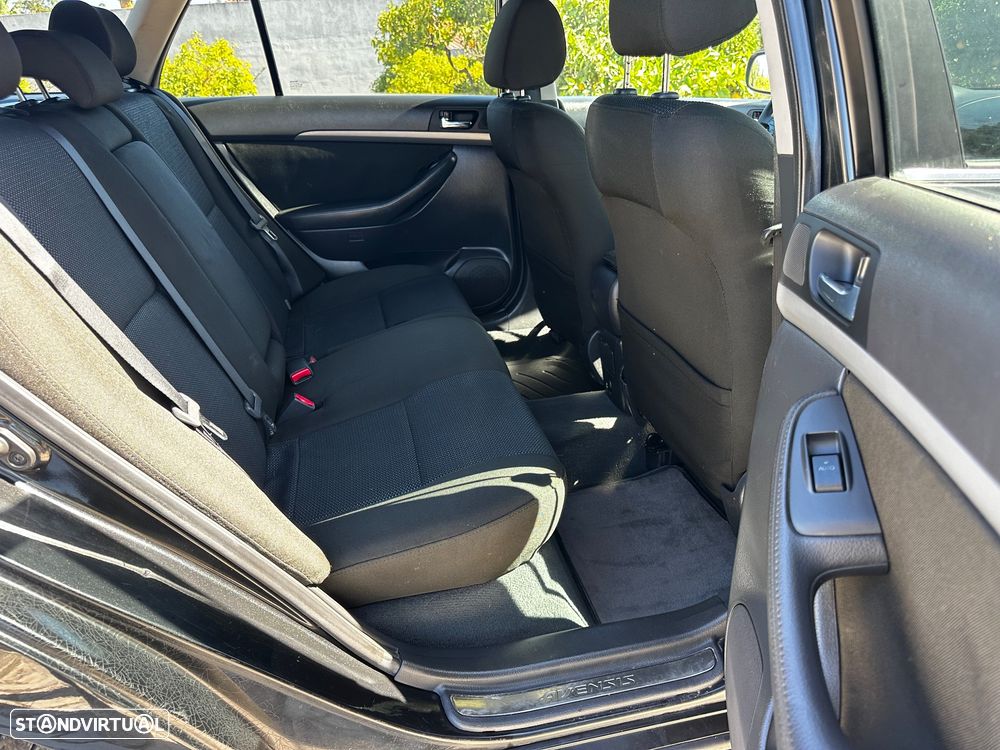 Toyota Avensis SW 2.0 D-4D Sp+EP+GPS - 24