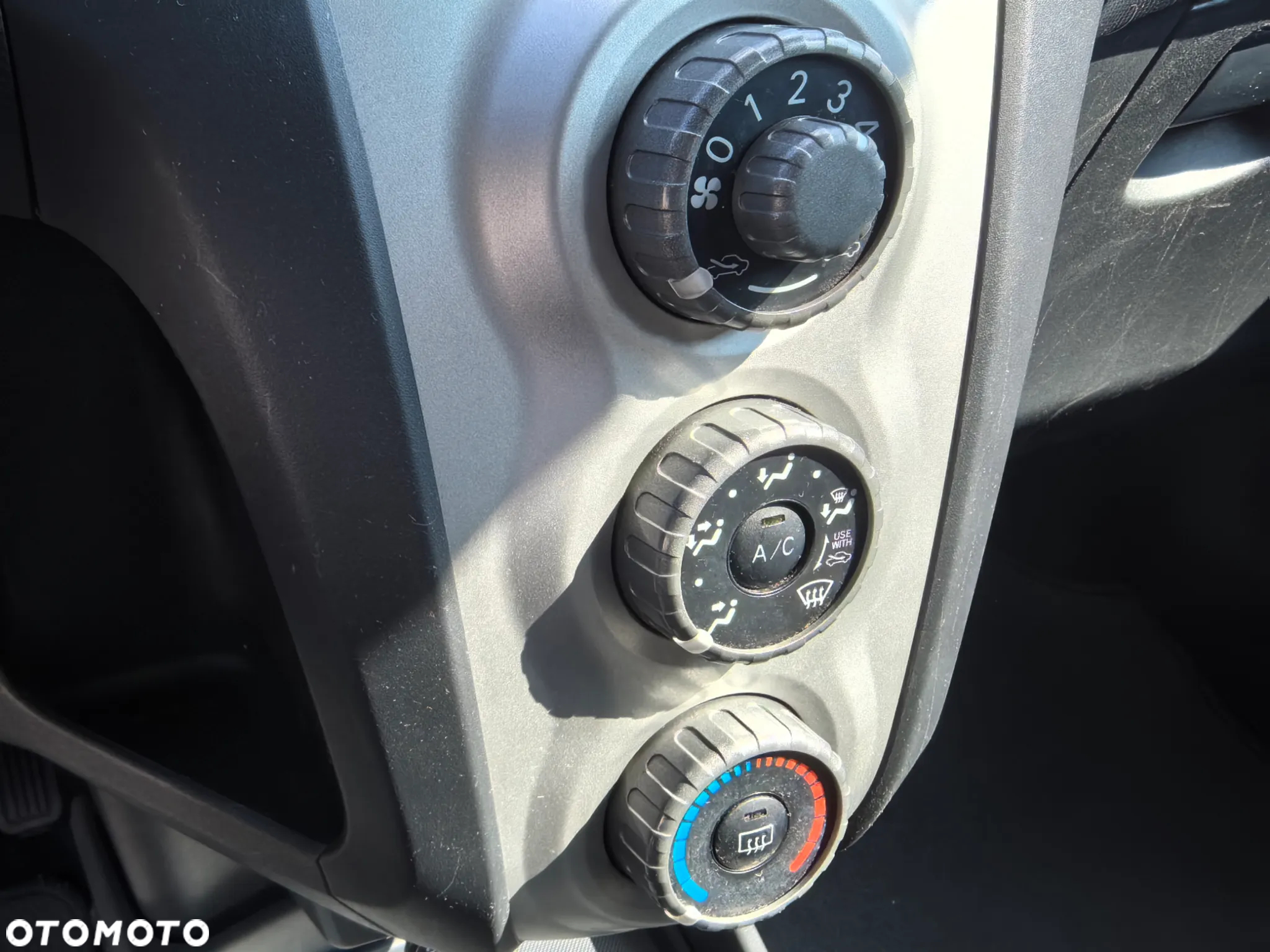 Toyota Yaris 1.0 Active - 24
