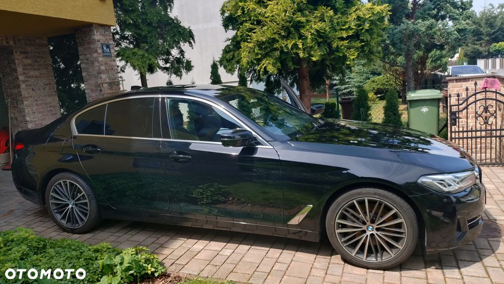 BMW Seria 5 530i - 25