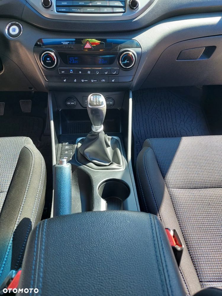 Hyundai Tucson 1.6 GDI BlueDrive Comfort 2WD - 11