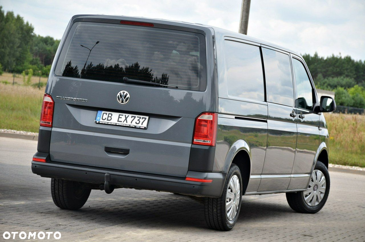Volkswagen Transporter - 11
