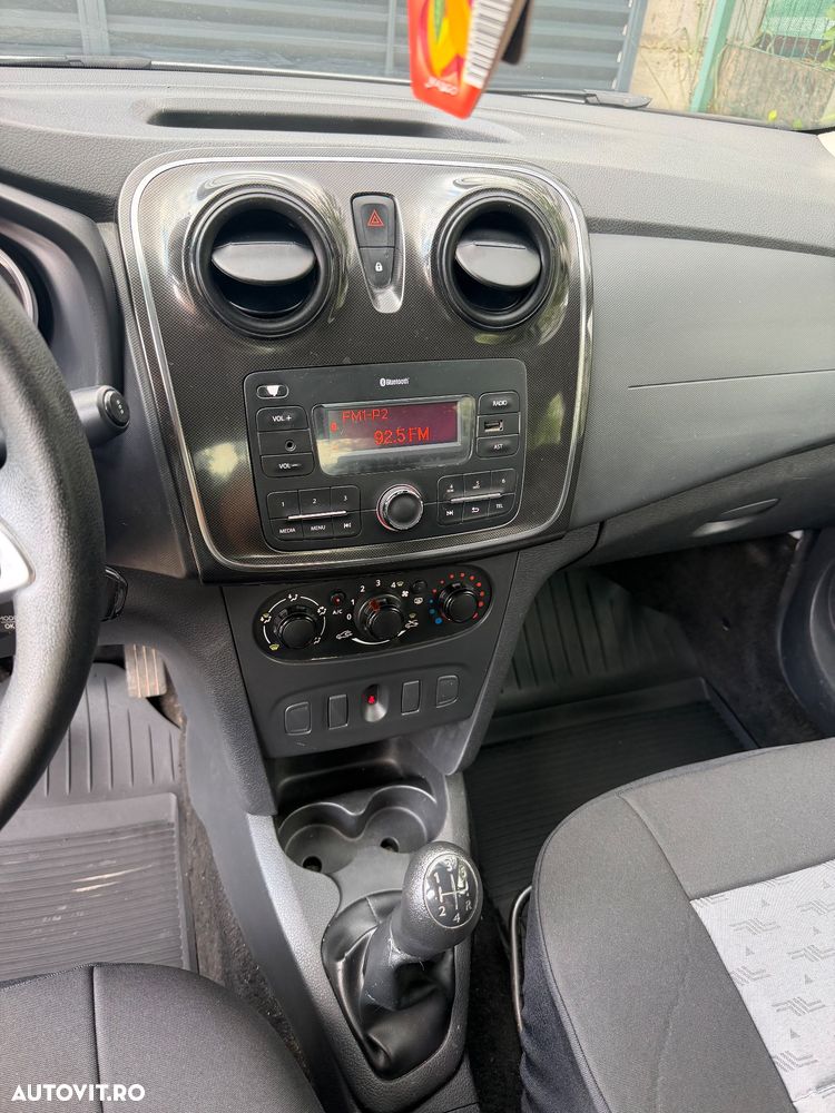 Dacia Logan 1.5 dCi Laureate - 8