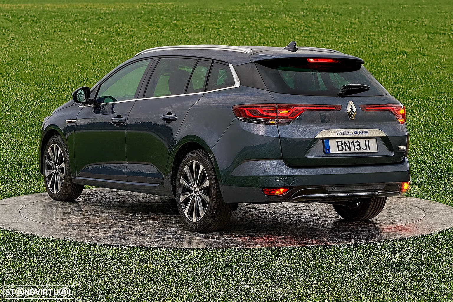 Renault Mégane Sport Tourer E-TECH Plug-in 160 R.S. LINE - 5