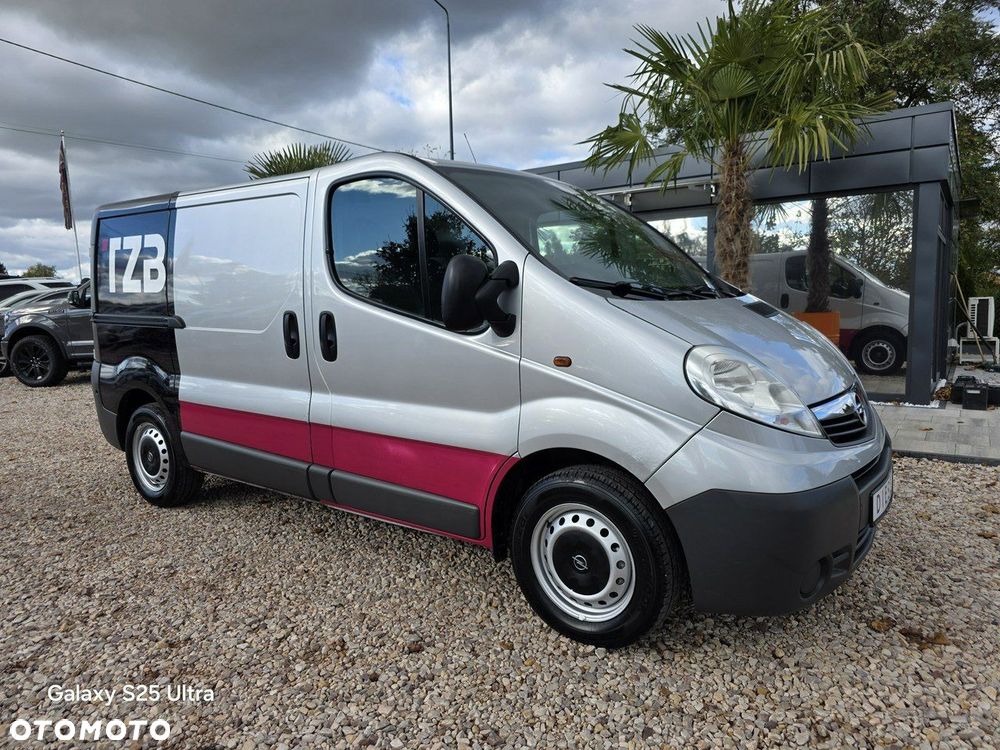 Opel Vivaro - 2