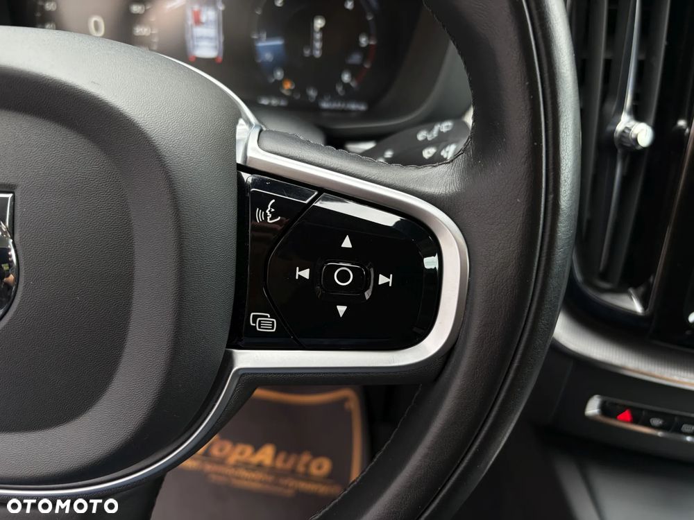 Volvo XC 60 D4 SCR Inscription - 24