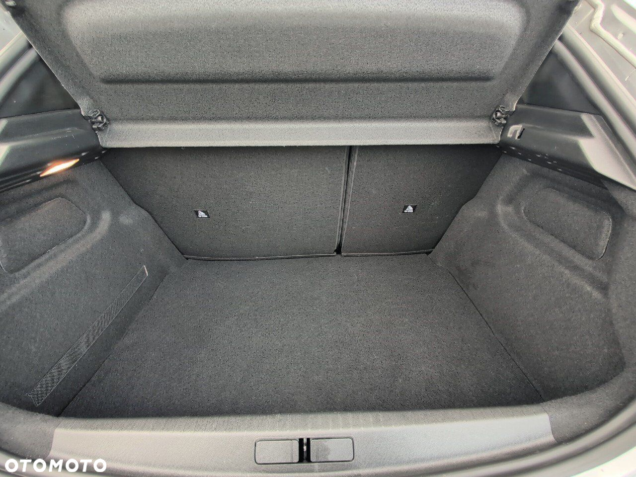 Peugeot 208 1.2 PureTech Allure Pack S&S - 6