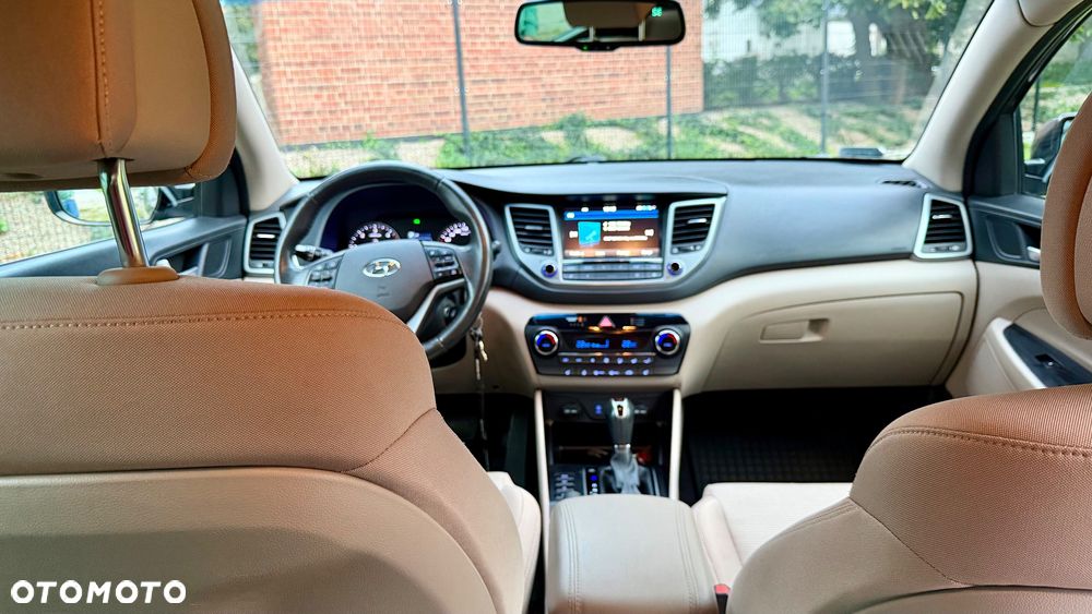 Hyundai Tucson 1.7 CRDI BlueDrive Comfort 2WD DCT - 9