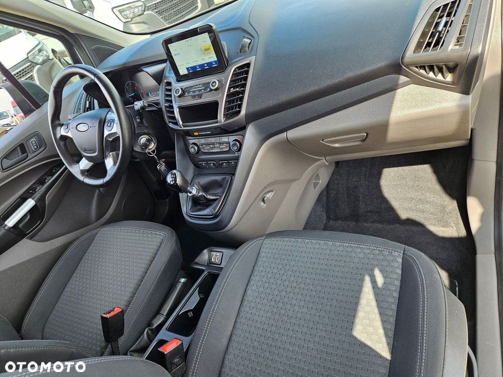 Ford Transit Connect - 35