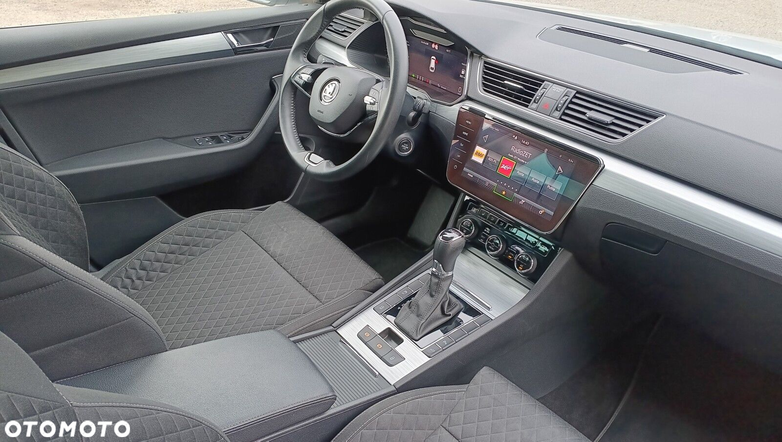 Skoda Superb 2.0 TDI SCR Ambition DSG - 14