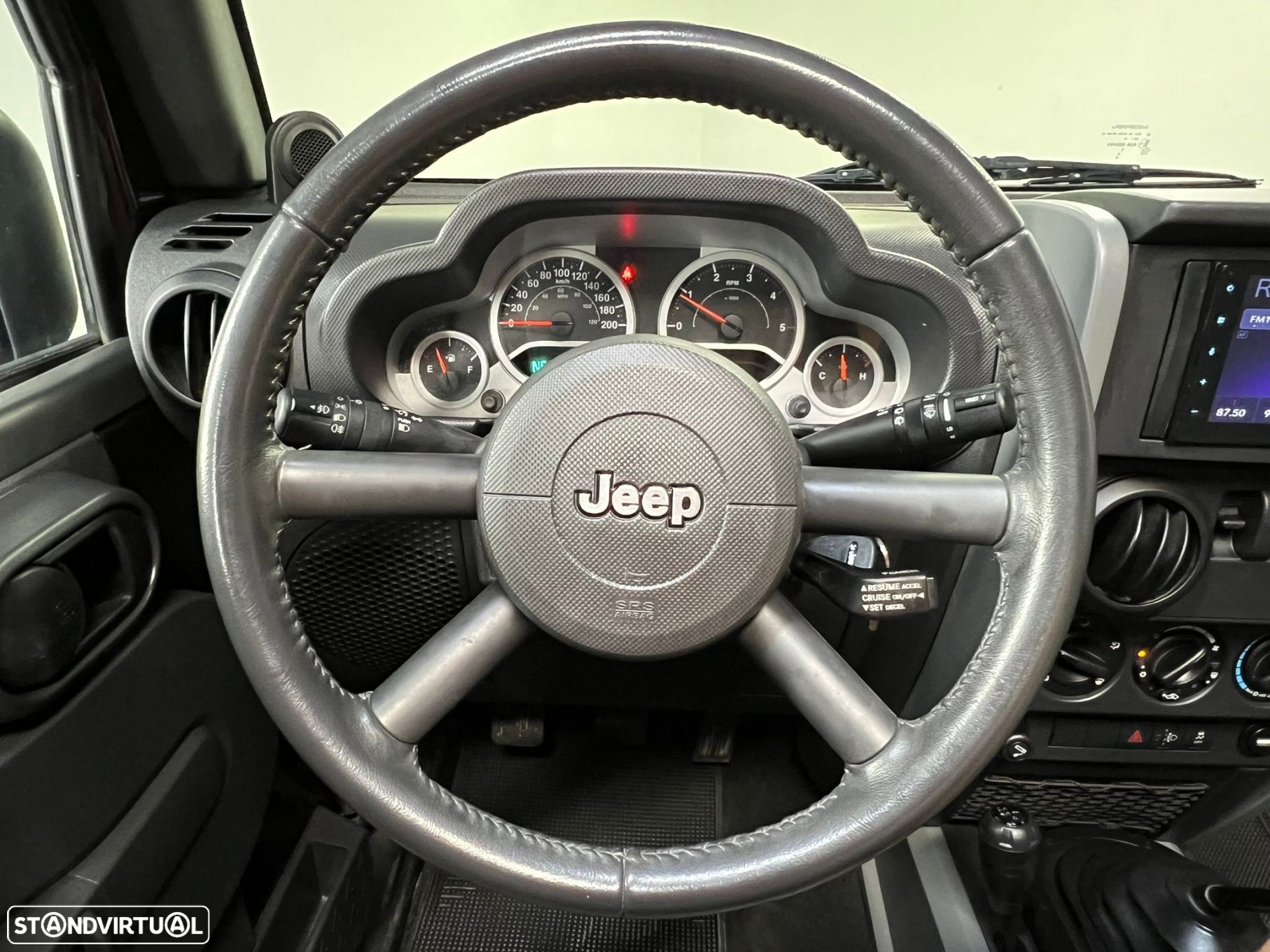 Jeep Wrangler - 9