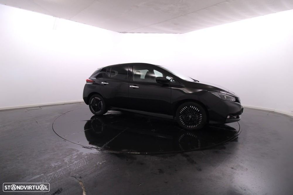 Nissan Leaf N-Connecta Two Tone - 11