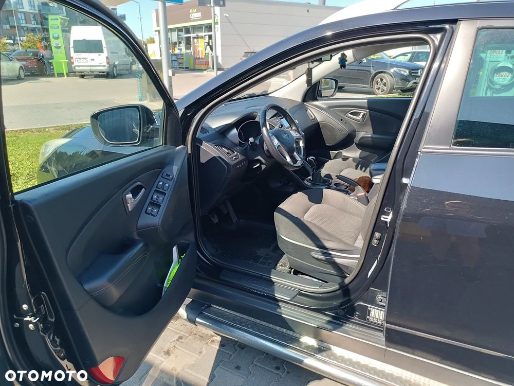 Hyundai ix35 1.7 CRDi 2WD blue Style - 12
