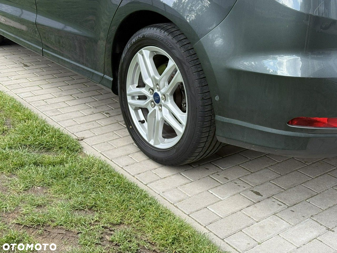 Ford S-Max - 5