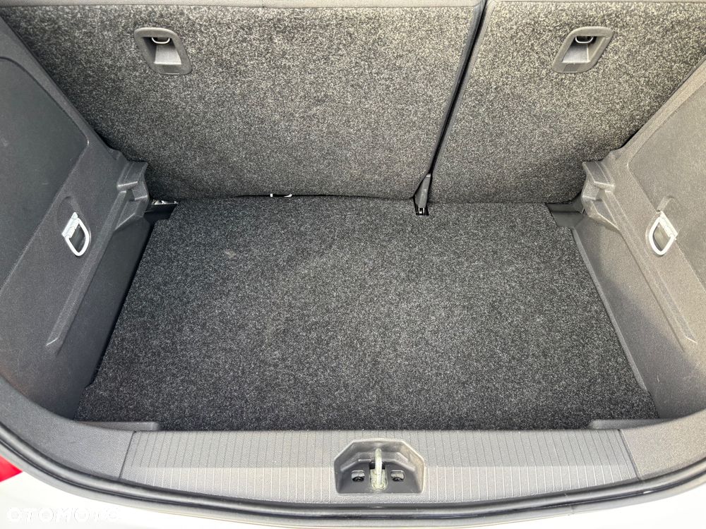 Opel Corsa 1.4 16V Satellite - 17