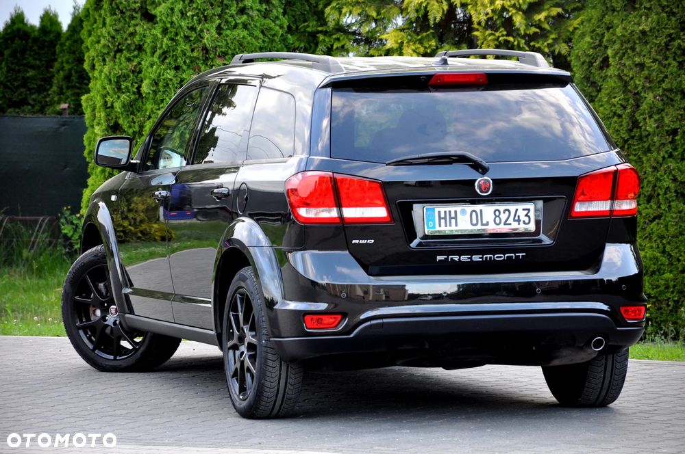 Fiat Freemont 2.0 Multijet 16V DPF Automatik Allrad Black Code - 21