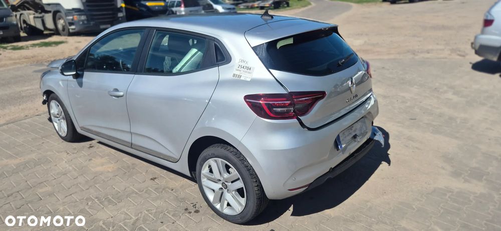 Renault Clio - 13