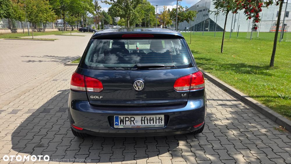 Volkswagen Golf 1.6 Trendline - 6
