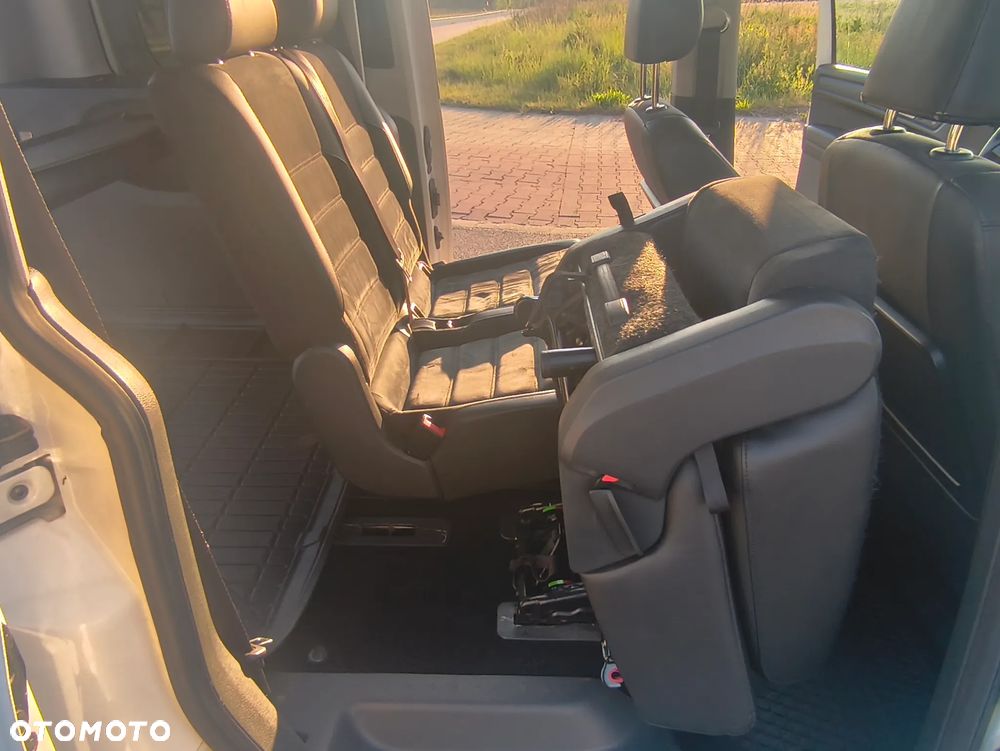 Volkswagen Caddy 2.0 TDI Highline DSG - 20