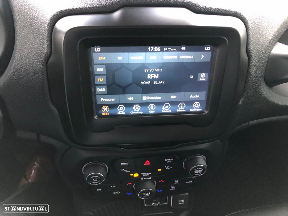 Jeep Renegade 1.3 T Limited DCT - 40