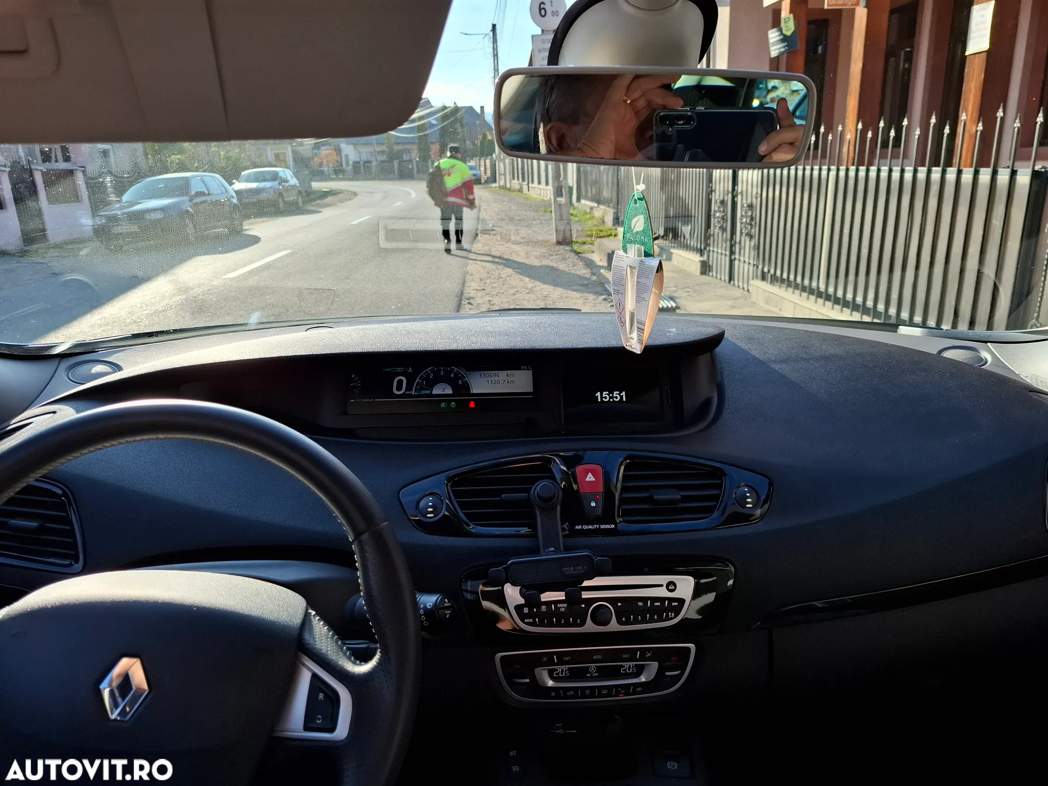 Renault Grand Scenic dCi 130 FAP Bose Edition - 8