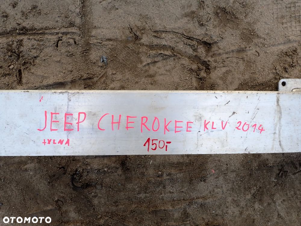 JEEP CHEROKEE KL V BELKA ZDERZAKA TYŁ TYLNA 2014 - 2