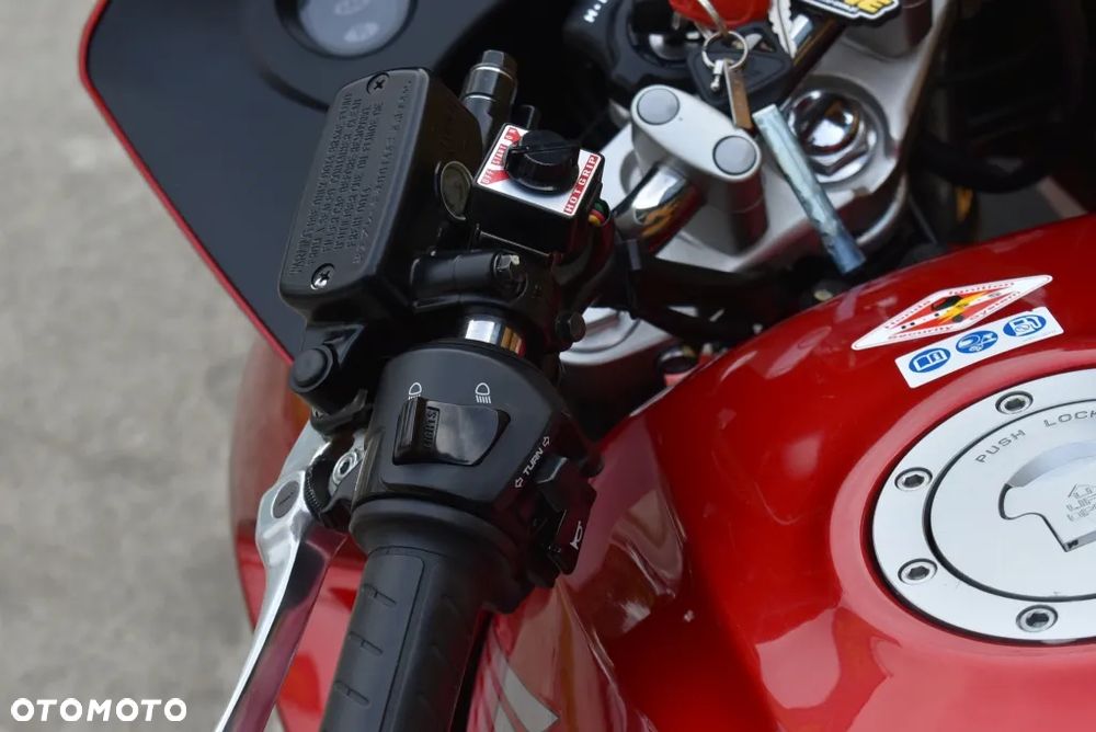 Honda CBF - 23