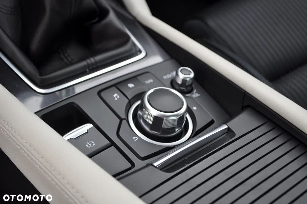 Mazda 6 2.0 Skybusiness - 26