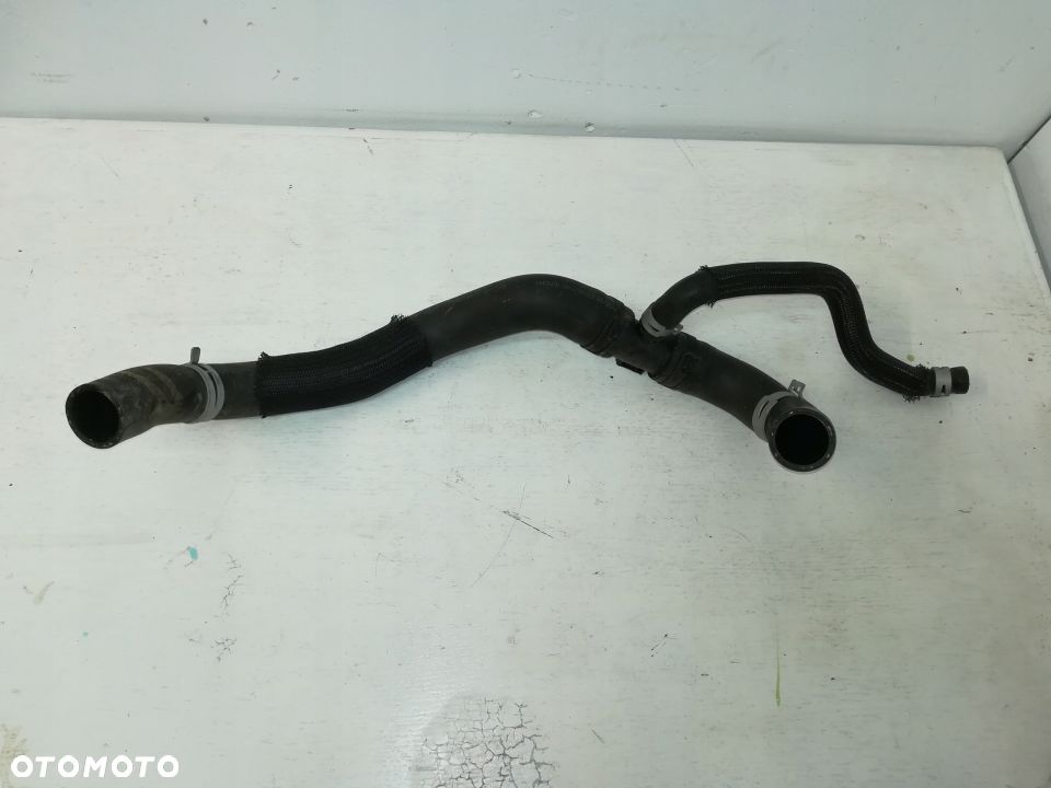 Nissan Navara NP300 wąż przewód wody do silnika