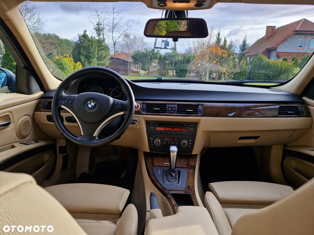 BMW Seria 3 335d DPF Edition Sport - 9