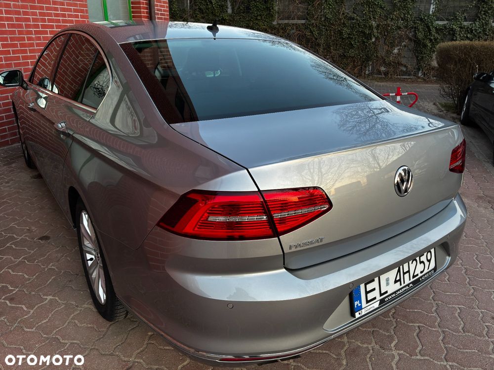 Volkswagen Passat 1.8 TSI BMT Highline - 3
