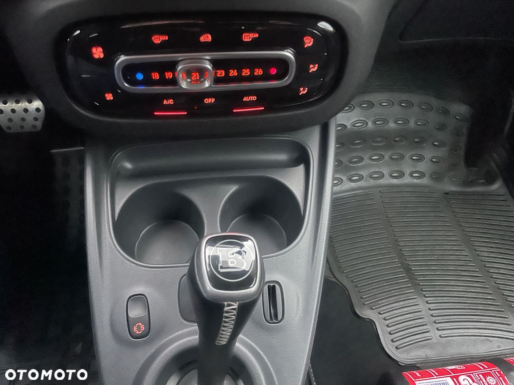 Smart Fortwo turbo BRABUS Xclusive - 3