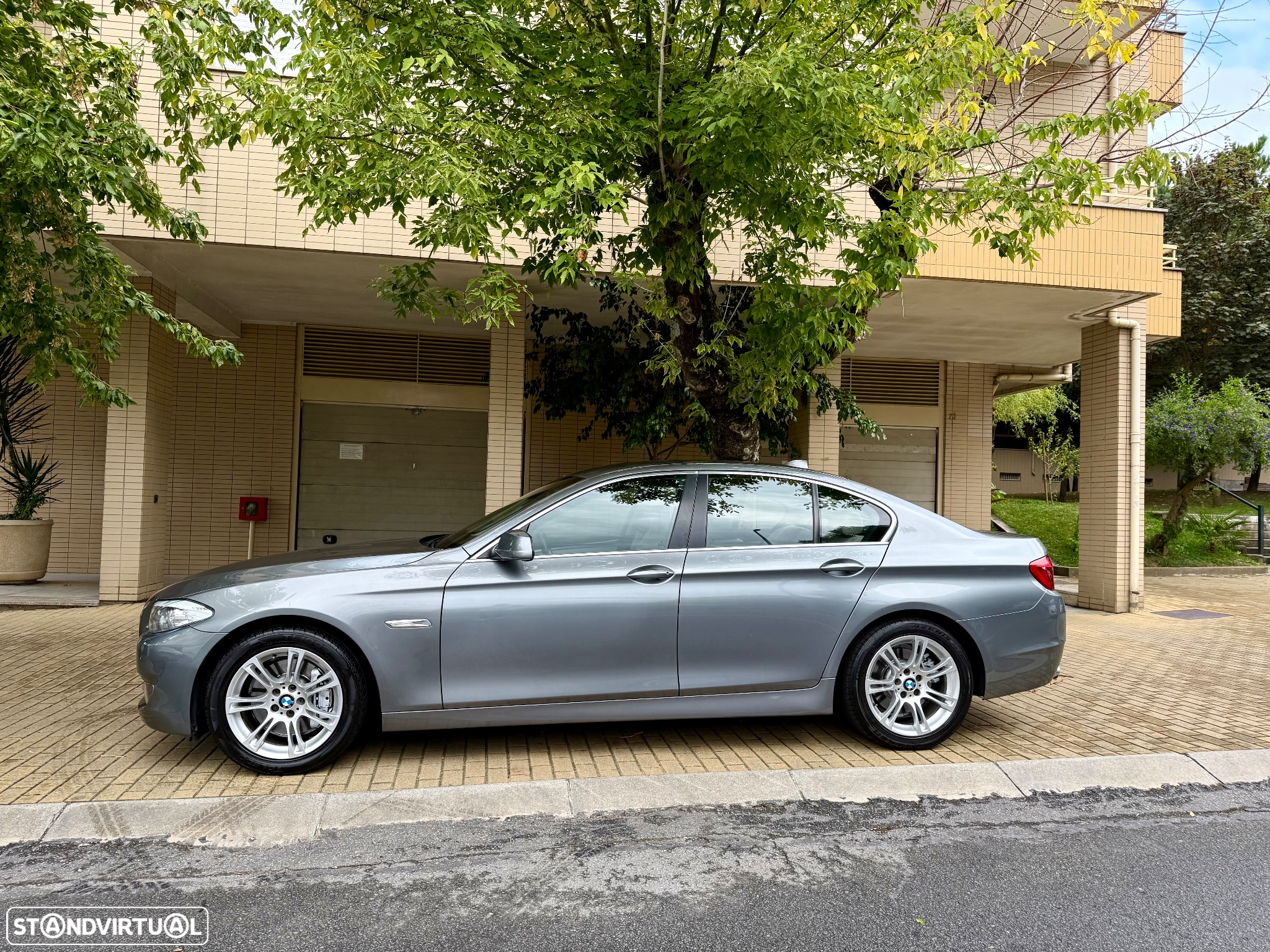 BMW 530 d Auto - 3
