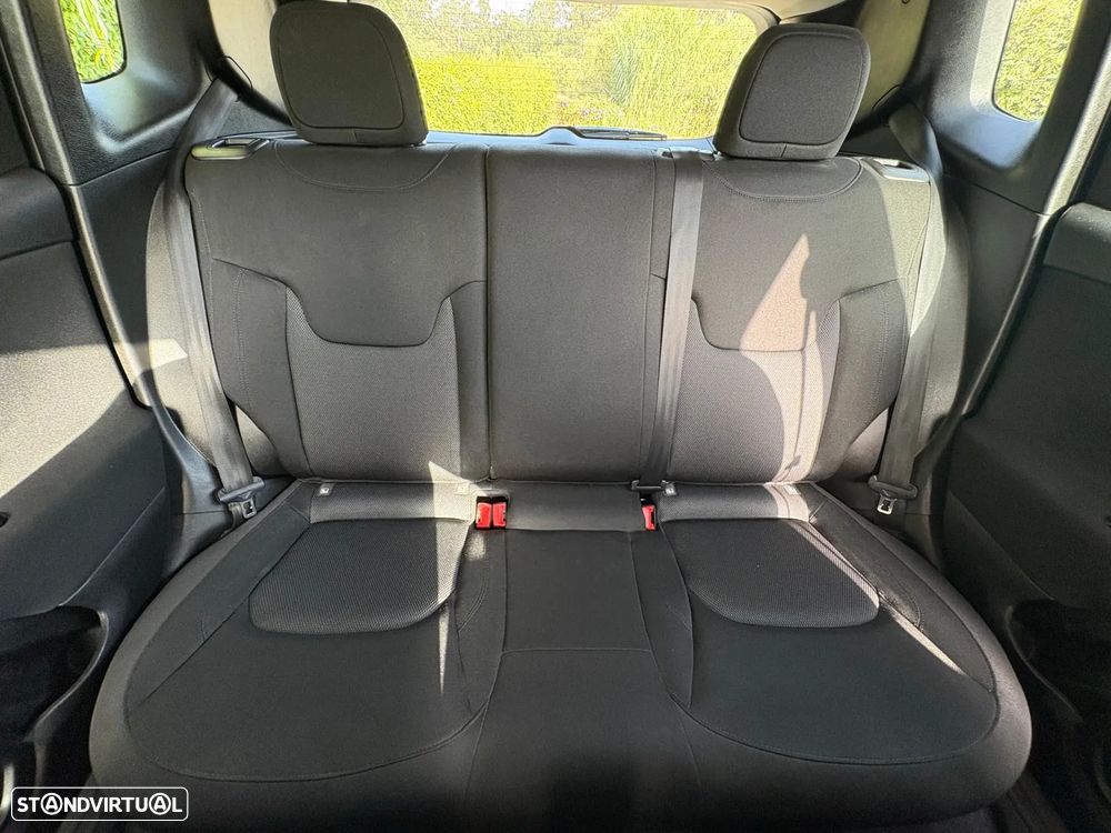 Jeep Renegade 1.6 MultiJet DSG Business Line - 8