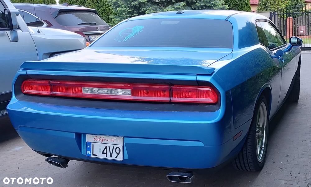 Dodge Challenger - 6