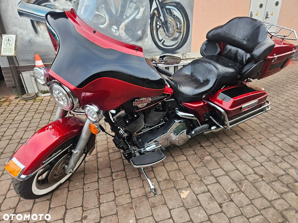 Harley-Davidson FLHTCU Ultra