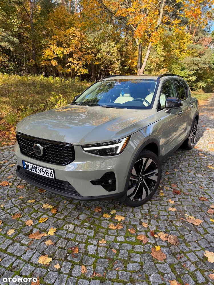 Volvo XC 40 B5 AWD Ultimate Dark - 22
