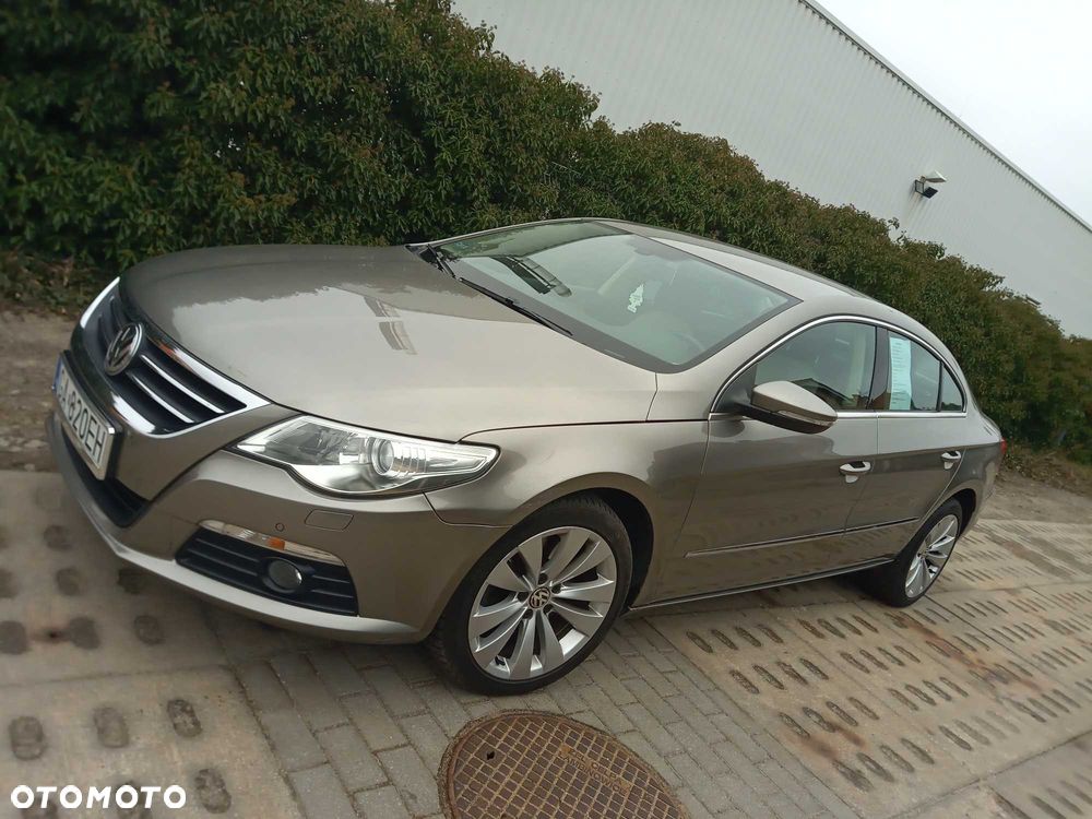 Volkswagen Passat CC - 2