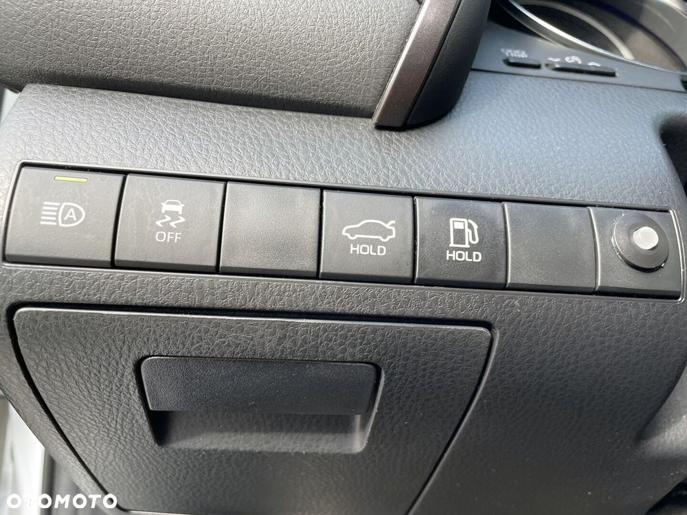 Toyota Camry 2.5 Hybrid Prestige CVT - 26