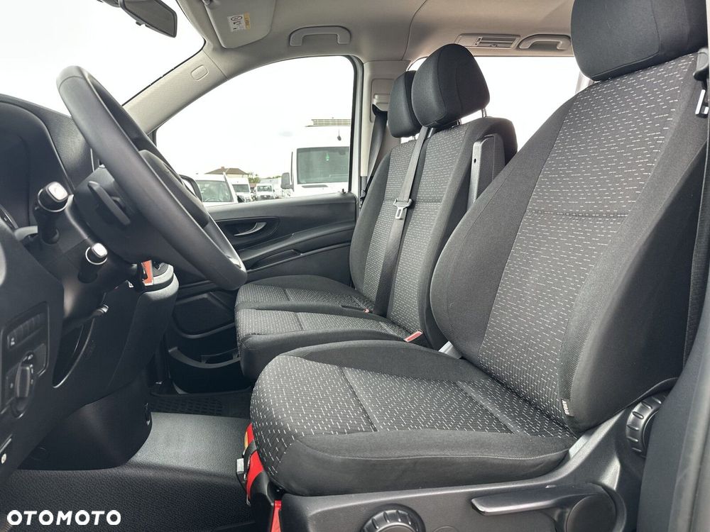 Mercedes-Benz Vito Tourer - 19
