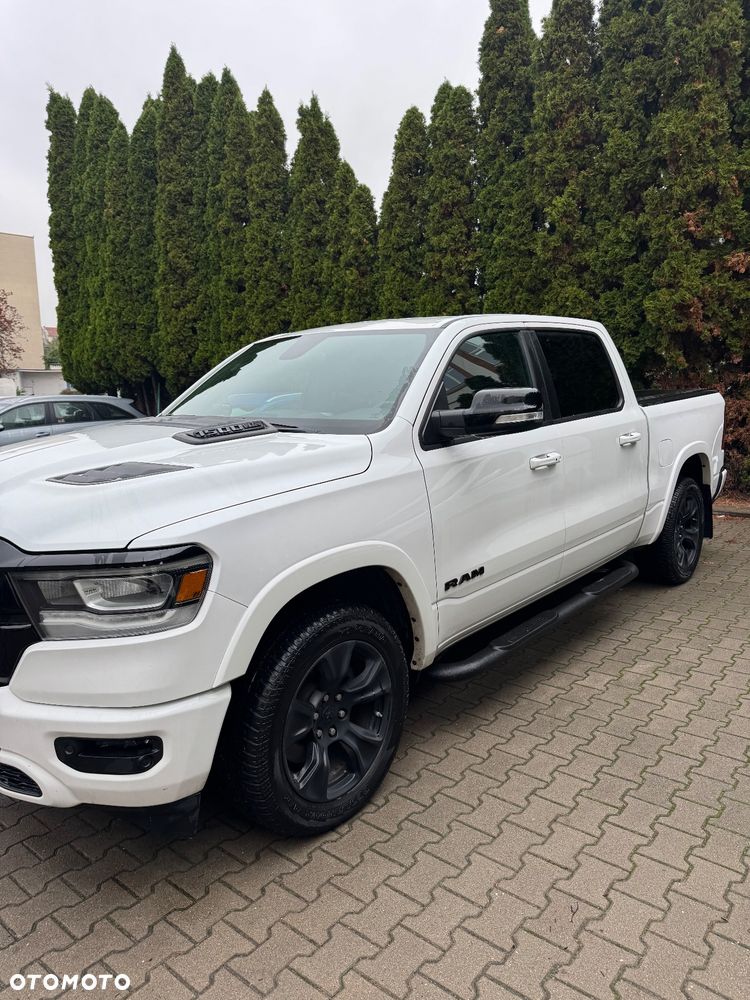 RAM 1500 Crew Cab Shortbed Laramie - 9