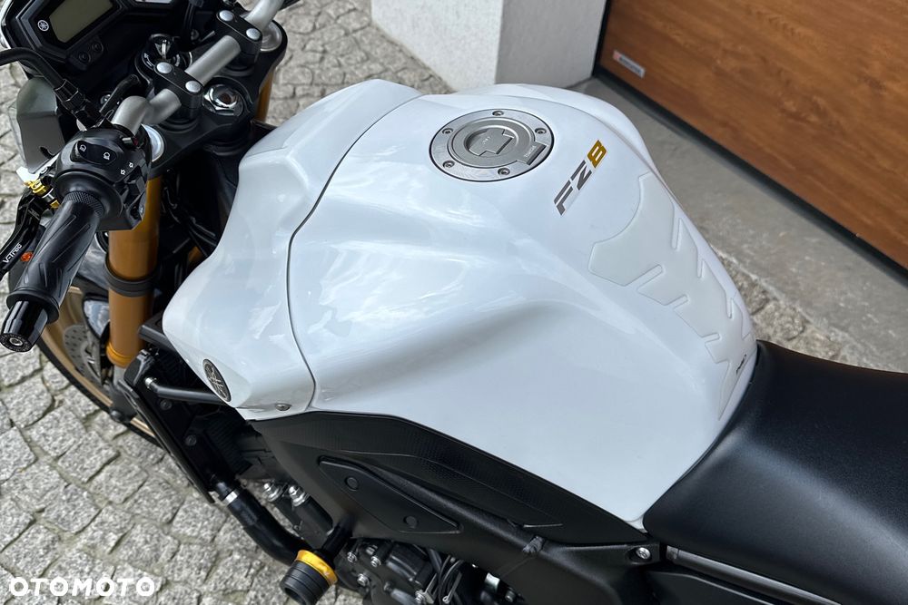 Yamaha FZ8 - 29