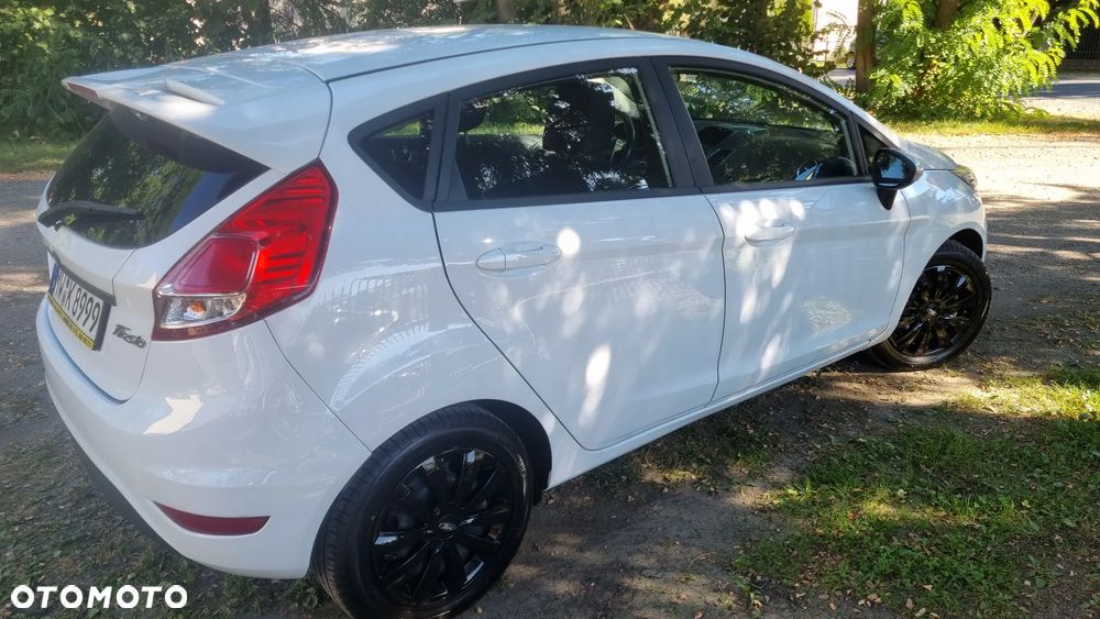 Ford Fiesta 1.25 Ambiente EU5 - 14