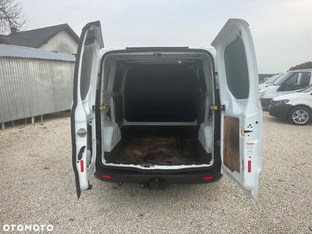 Ford Transit Custom - 13