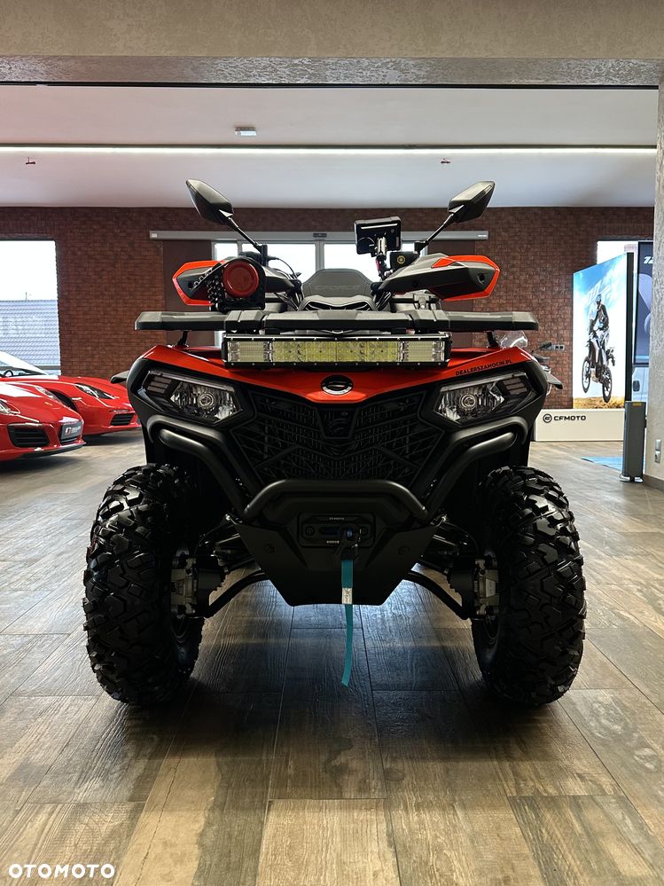 CFMoto CForce - 8