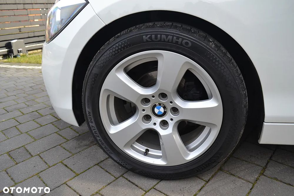 BMW Seria 1 - 38