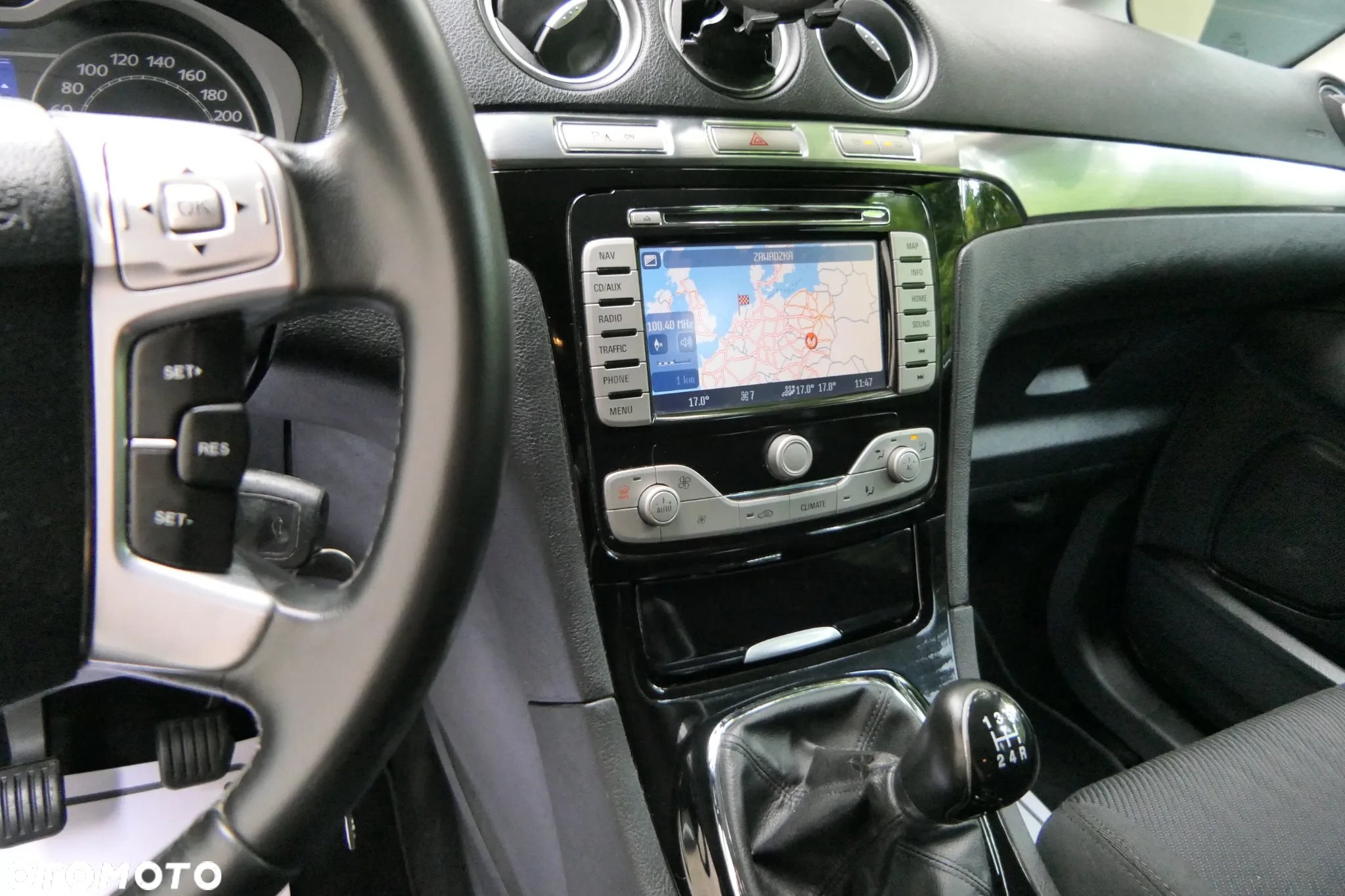 Ford Galaxy 2.0 FF Titanium - 22