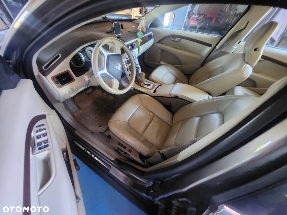 Volvo XC 70 T6 AWD Summum - 8