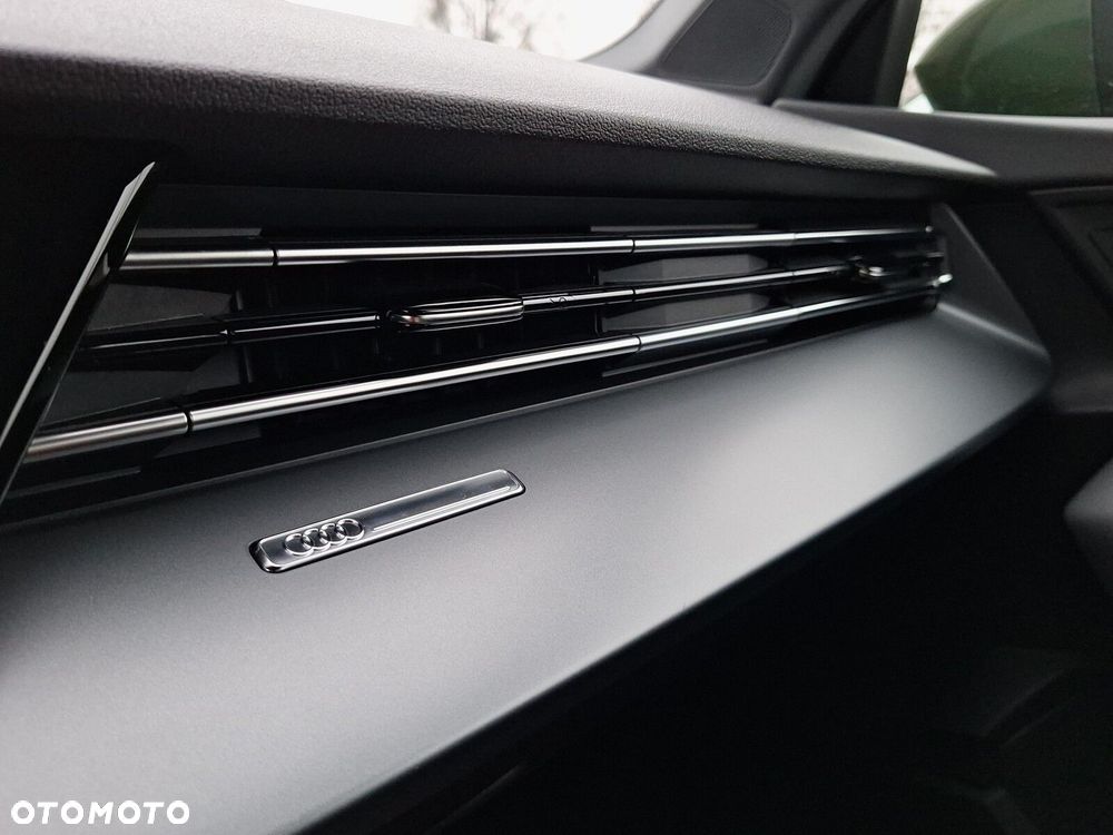 Audi A3 Sportback - 13