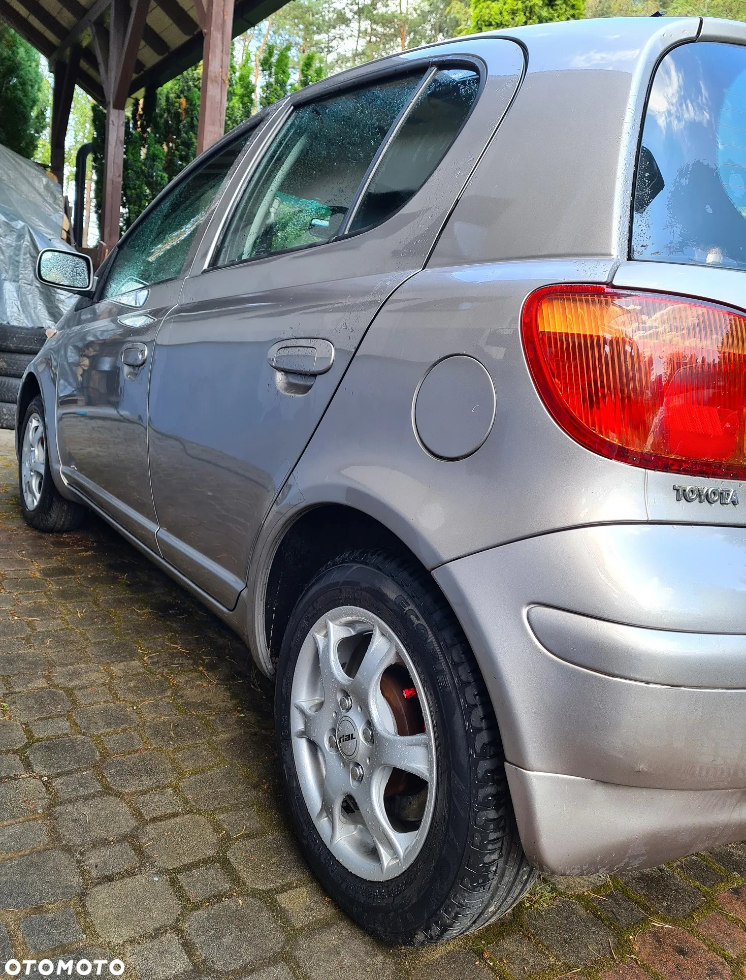 Toyota Yaris 1.3 Sol - 4